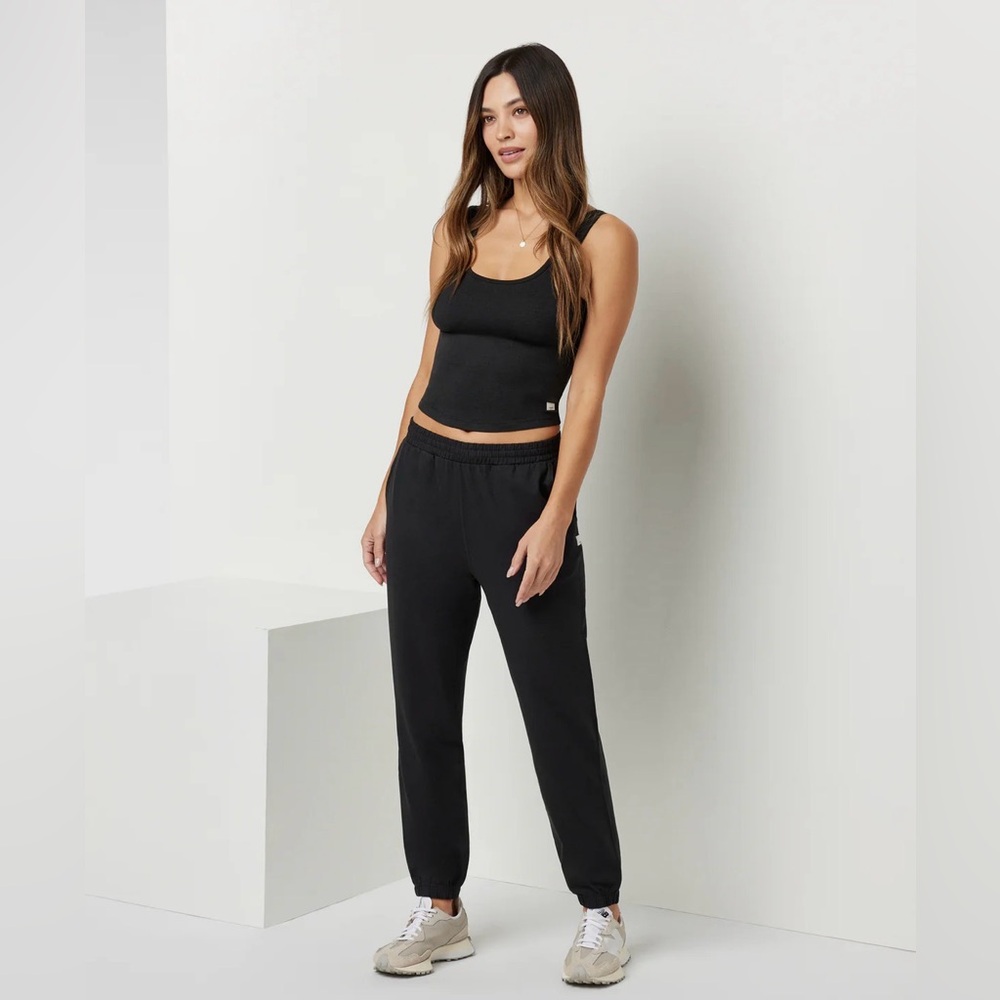 Vuori Boyfriend Sweatpant small